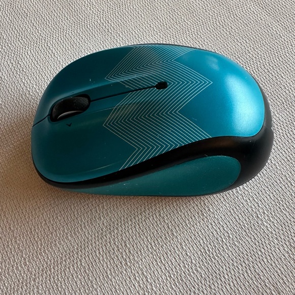 4/$16 📚 Logitech M325c Wireless Optical Mouse Teal Zigzag - Picture 2 of 11